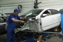 Кузовной ремонт лонжерона